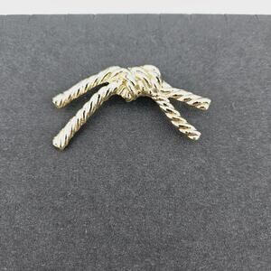 Gold Tone Knotted Rope Brooch Bar Pin Closure
